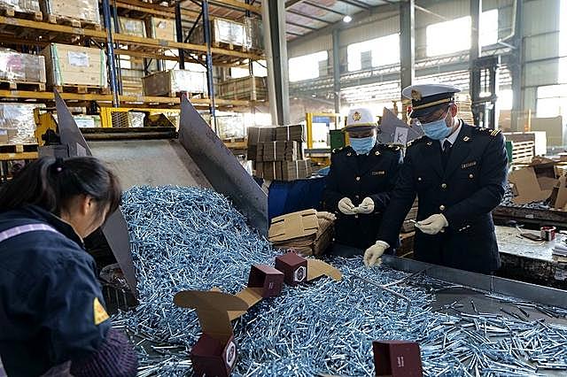 镇海海关助力紧固件行业技术革新